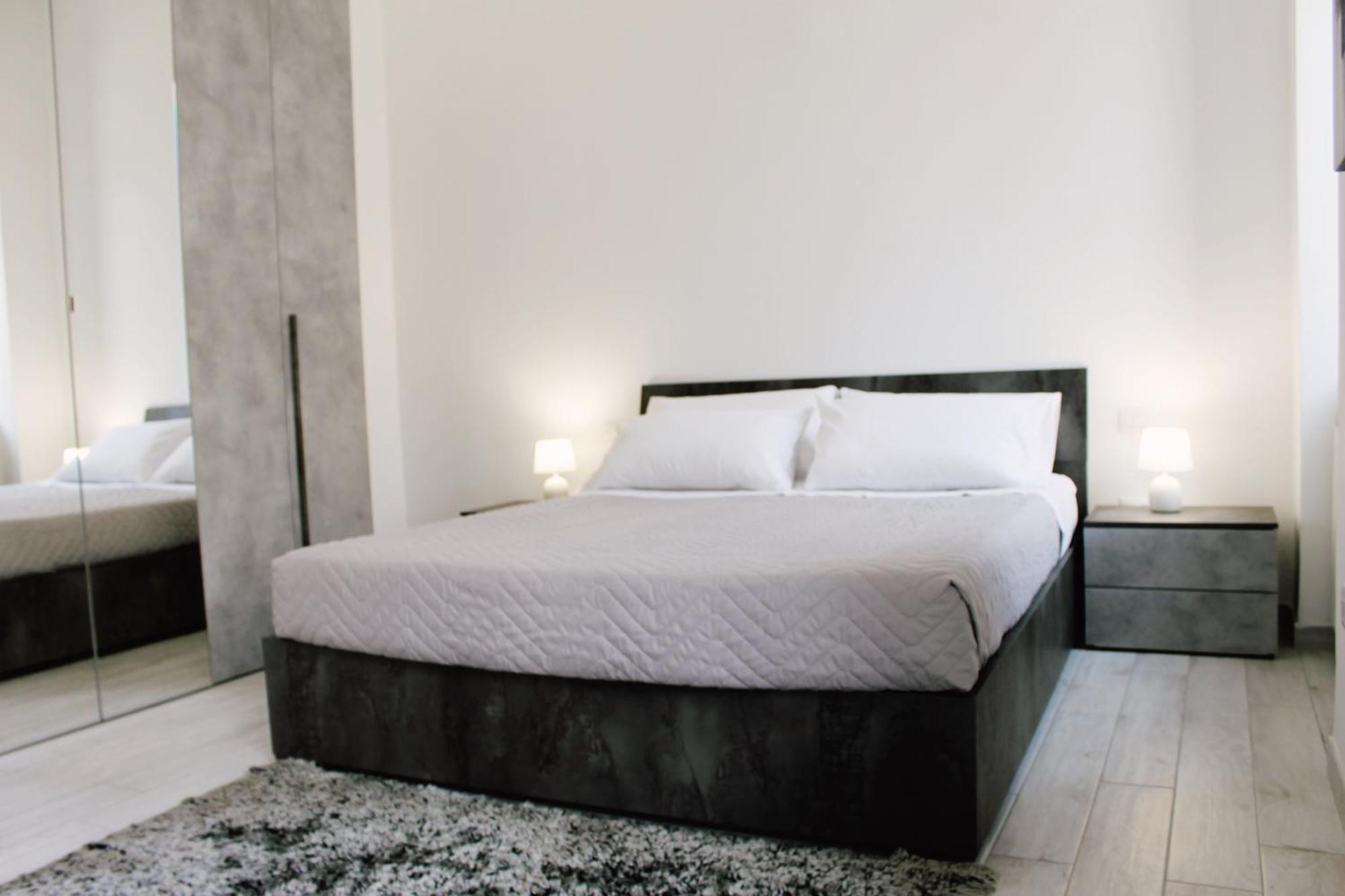 Alivi Indipendent Apartment 布林迪西 外观 照片