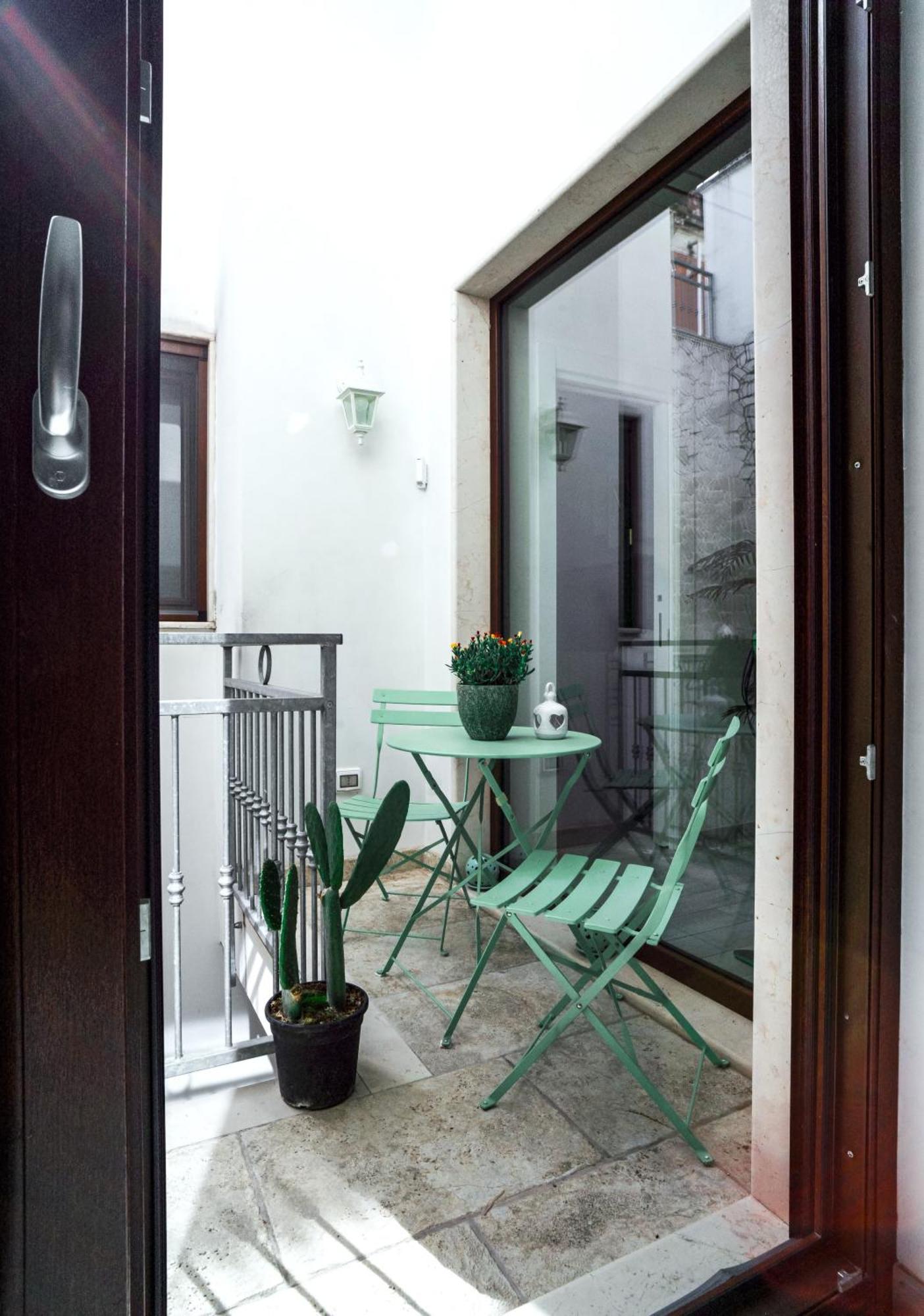 Alivi Indipendent Apartment 布林迪西 外观 照片